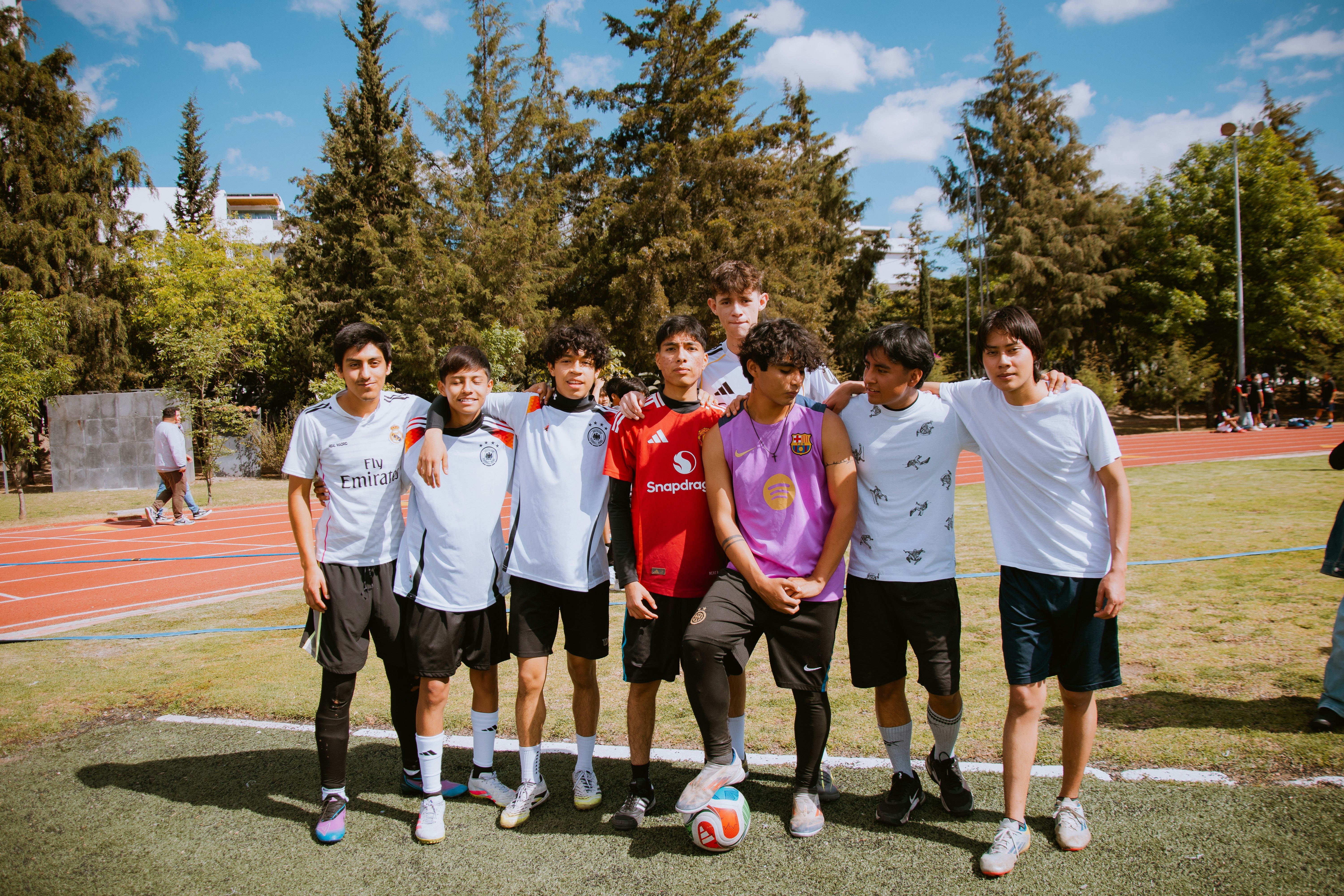 瑞士羽球公开赛｜中国2男单晋8强 安顿申意外止步次圈